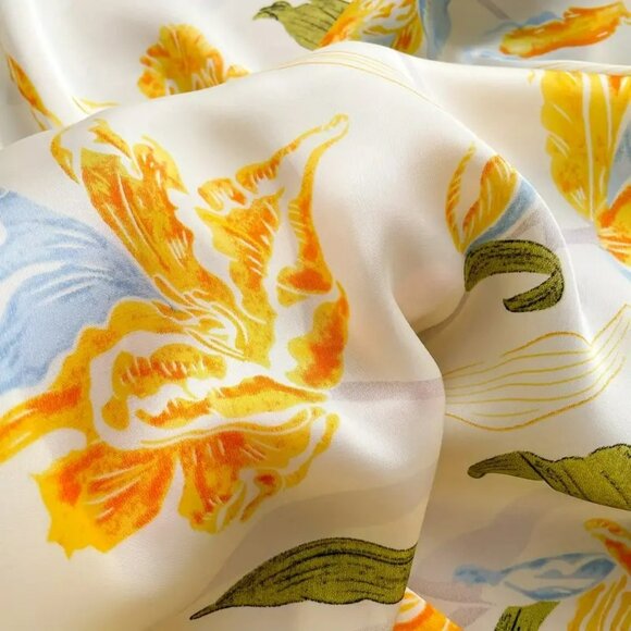 NWT - Chic Yellow Floral Square Scarf (SKU 0242) - Picture 4 of 7